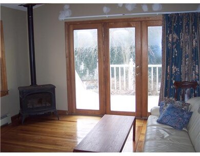 32 Poplar St, Newport, RI 02840 - photo 4