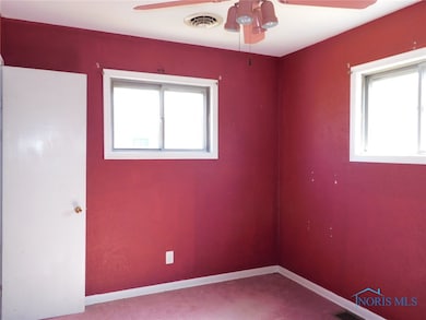 22934 W Hellwig Rd, Genoa, OH 43430 - photo 6