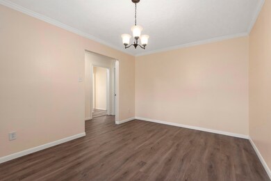 6802 Gaslight Cir unit 864E, Alvin, TX 77511 - photo 6