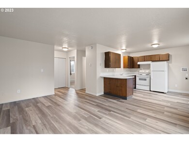 3139 Dover St, Longview, WA 98632 - photo 4