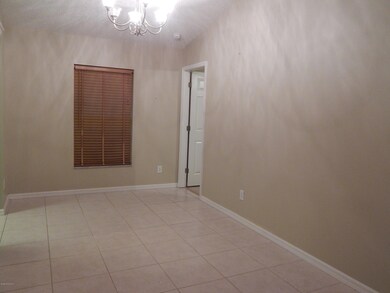 Dining Rm