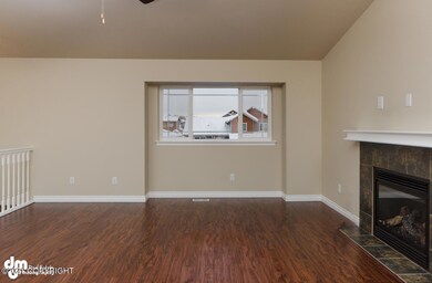 5504 Big Bend Loop Anchorage-large-016-L