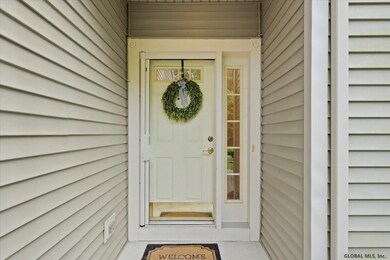 9 Donegal Way, Saratoga Springs, NY 12866 - photo 4