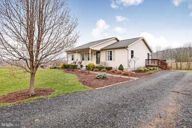 103 Huckleberry Ln, Berkeley Springs, WV 25411 - photo 3