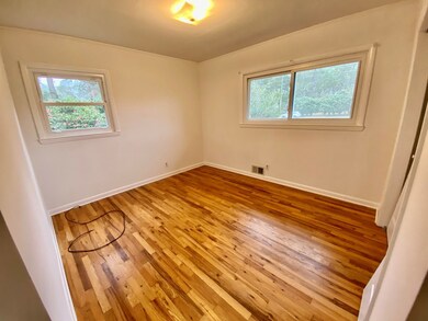 512 E Mitchell St, Adel, GA 31620 - photo 7