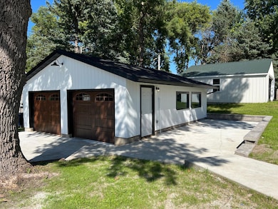 104 6th Ave E, Ellendale, MN 56026 - photo 7