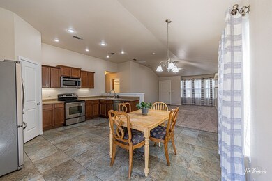 310 E 99th St, Odessa, TX 79765 - photo 7