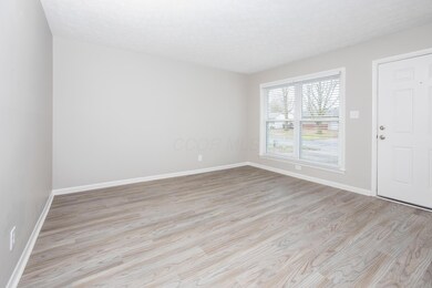 1638 Clyde Place, Columbus, OH 43227 - photo 6