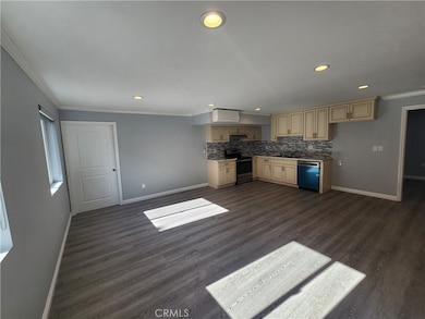 21217 De la Guerra St unit A, Woodland Hills, CA 91364 - photo 3
