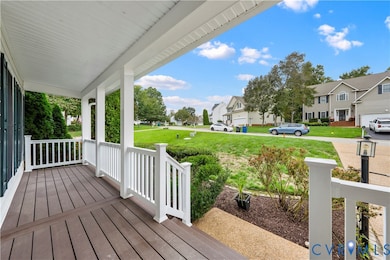 1301 Hawkins Wood Cir, Midlothian, VA 23114 - photo 6