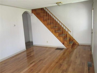 Living Room. stairway to second...