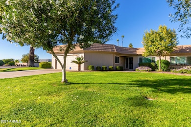 10662 W Hutton Dr, Sun City, AZ 85351 - photo 4