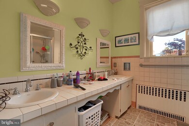 116 Lafayette St, Reading, PA 19605 - photo 7