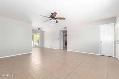 10002 W Audrey Dr, Sun City, AZ 85351 - photo 4