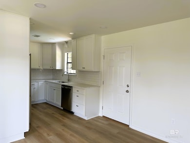 701 Mcrae St, Atmore, AL 36502 - photo 4