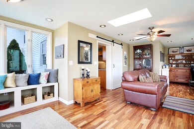 509 Piccadilly St, Edinburg, VA 22824 - photo 5