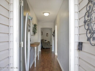 05-733 Fox Run Cir-5