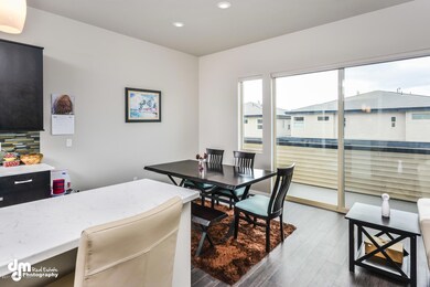3453 Red Rock Court 4-large-005-35-Livin