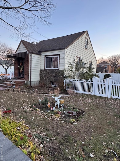 17816 145th Ave, Jamaica, NY 11434 - photo 2