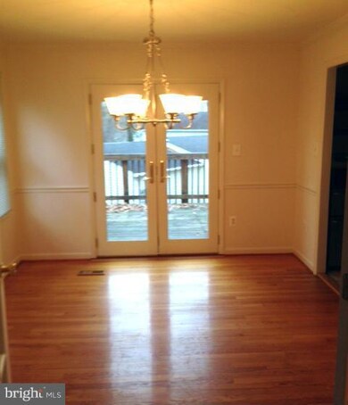 9513 Percussion Way, Vienna, VA 22182 - photo 5