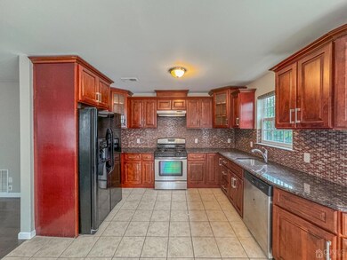 5 Christopher St, Carteret, NJ 07008 - photo 4