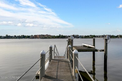 136 Conover Ln, Red Bank, NJ 07701 - photo 3