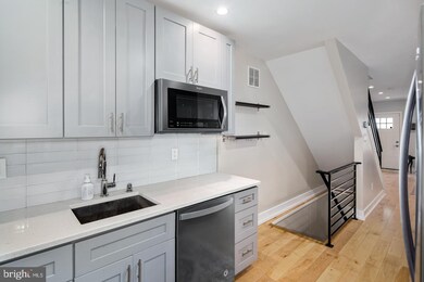 1407 S Ringgold St, Philadelphia, PA 19146 - photo 6