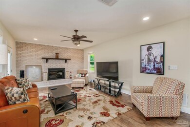 9843 Heather Dr, Cantonment, FL 32533 - photo 6