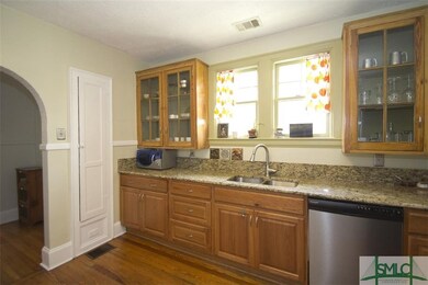 616 E 51st St, Savannah, GA 31405 - photo 5