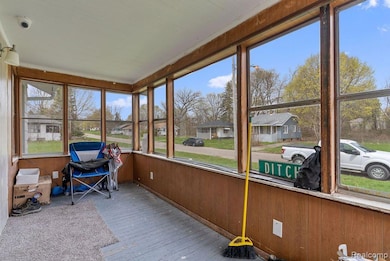 1717 Wolcott St, Flint, MI 48504 - photo 6