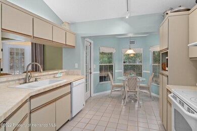 826 E Gaines Ln, Hernando, FL 34442 - photo 7