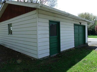 Parking Lot/Garage.