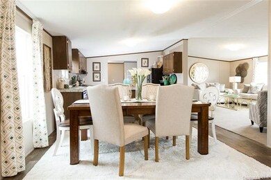 117 Boyuer Ln unit 7, Statesville, NC 28677 - photo 7