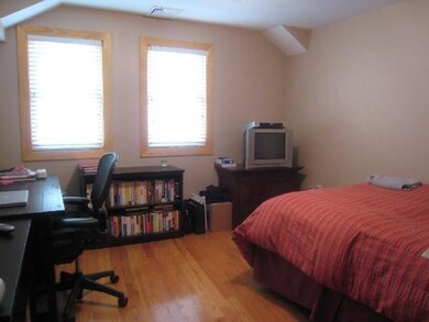23 Henchman St unit 3, Boston, MA 02113 - photo 6