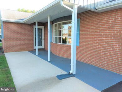 69 Kennedy Dr, Chambersburg, PA 17201 - photo 4