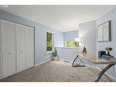 225 Cervantes unit 13, Lake Oswego, OR 97035 - photo 4