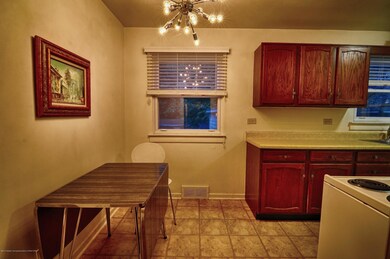 Dining Room/Kitchen