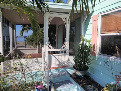 704 Amelia Ln, Melbourne, FL 32951 - photo 6