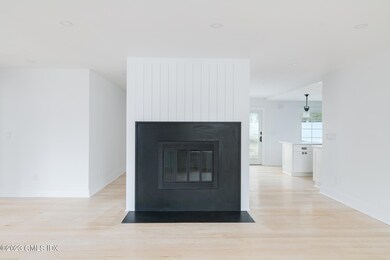 27 Summit - Fireplace