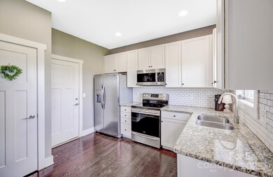 689 Cardwell Ln, Fletcher, NC 28732 - photo 4