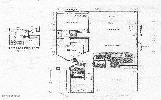10445E flr plan 320X200