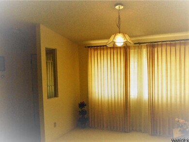 FORMAL DINING AREA