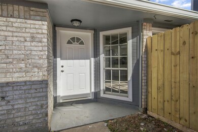 4825 Dogwood Dr, Rosenberg, TX 77471 - photo 2