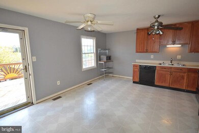 209 Heritage Ct, Walkersville, MD 21793 - photo 5