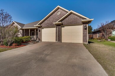 1004 Louise Ln, Ennis, TX 75119 - photo 2