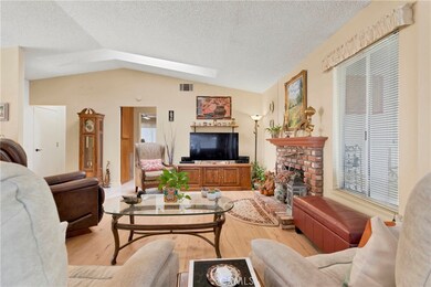 17222 Forest Hills Dr, Victorville, CA 92395 - photo 6