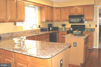 15257 Surrey House Way, Centreville, VA 20120 - photo 7