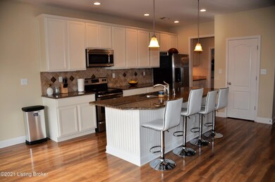 11712 English Meadow Dr, Louisville, KY 40229 - photo 6