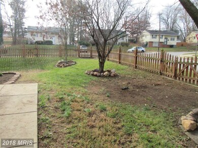 5601 Haddon Dr, Lanham, MD 20706 - photo 7