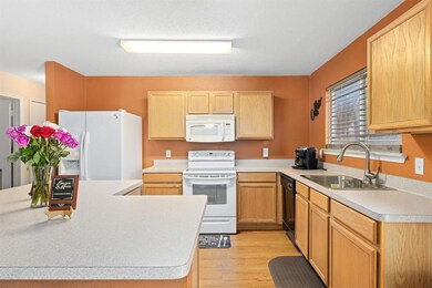 breakfast bar and kitchen island